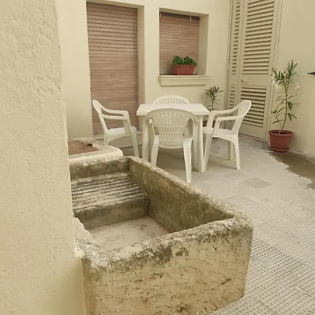 Casa Di Leo E Casa Di Enza *